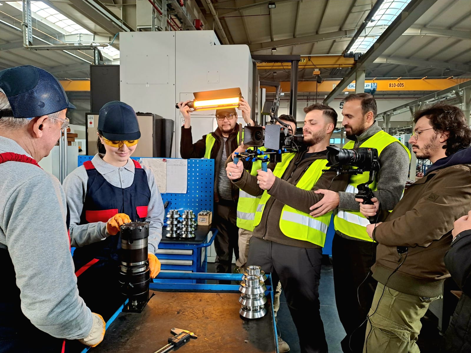 Film İcabı Showrel